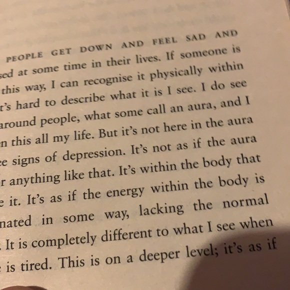 A Message of Hope from the Angels | Lorna Byrne - Picture 4 of 6